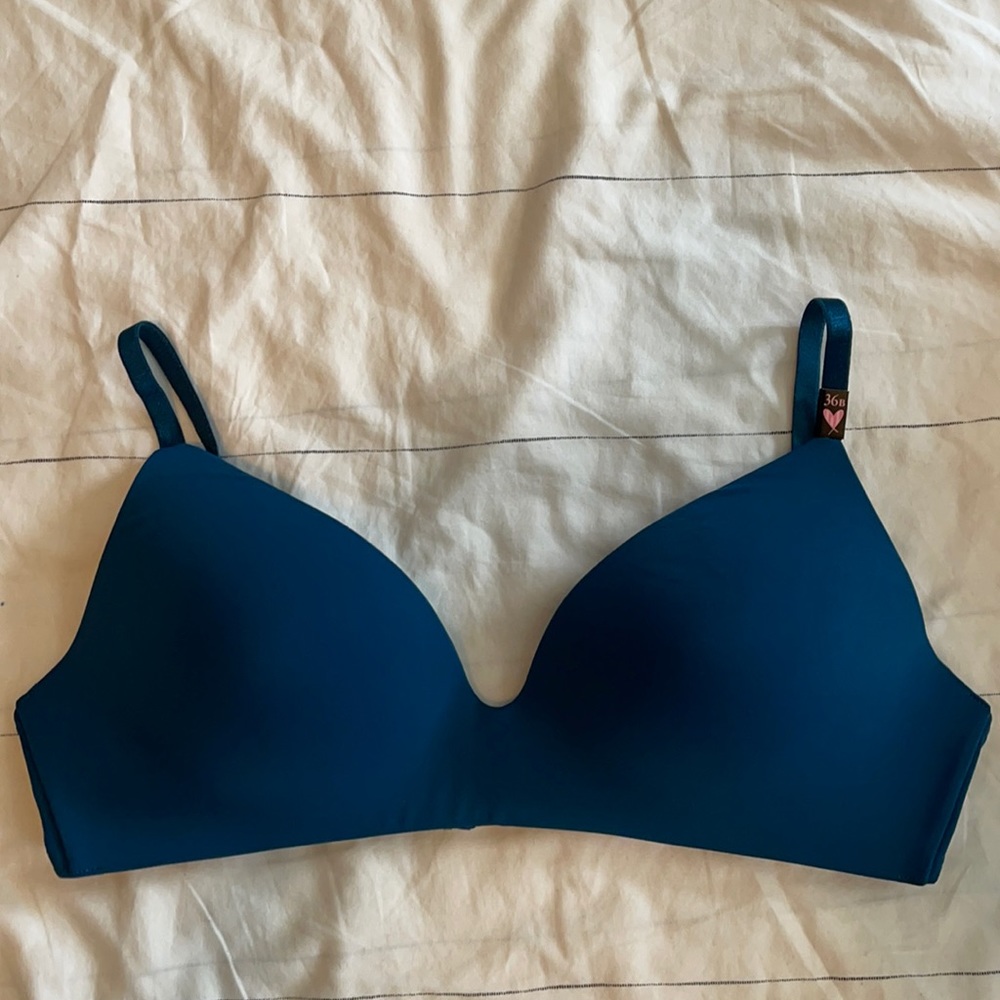 Victoria Secret T-Shirt Bra